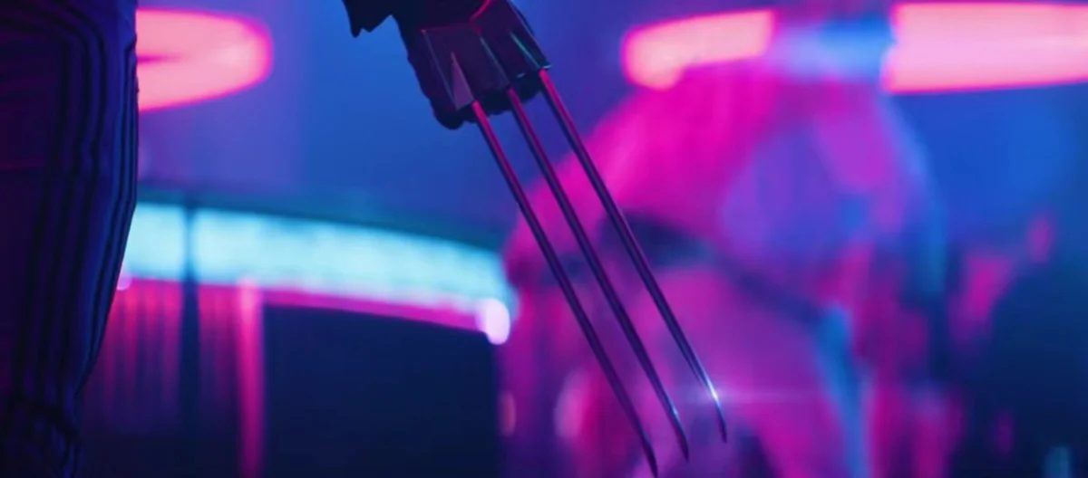 Vega exposing his claws in the Street Fighter trailer.