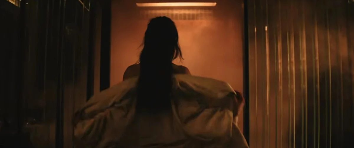 Chun-Li enters the shower in the Street Fighter trailer.